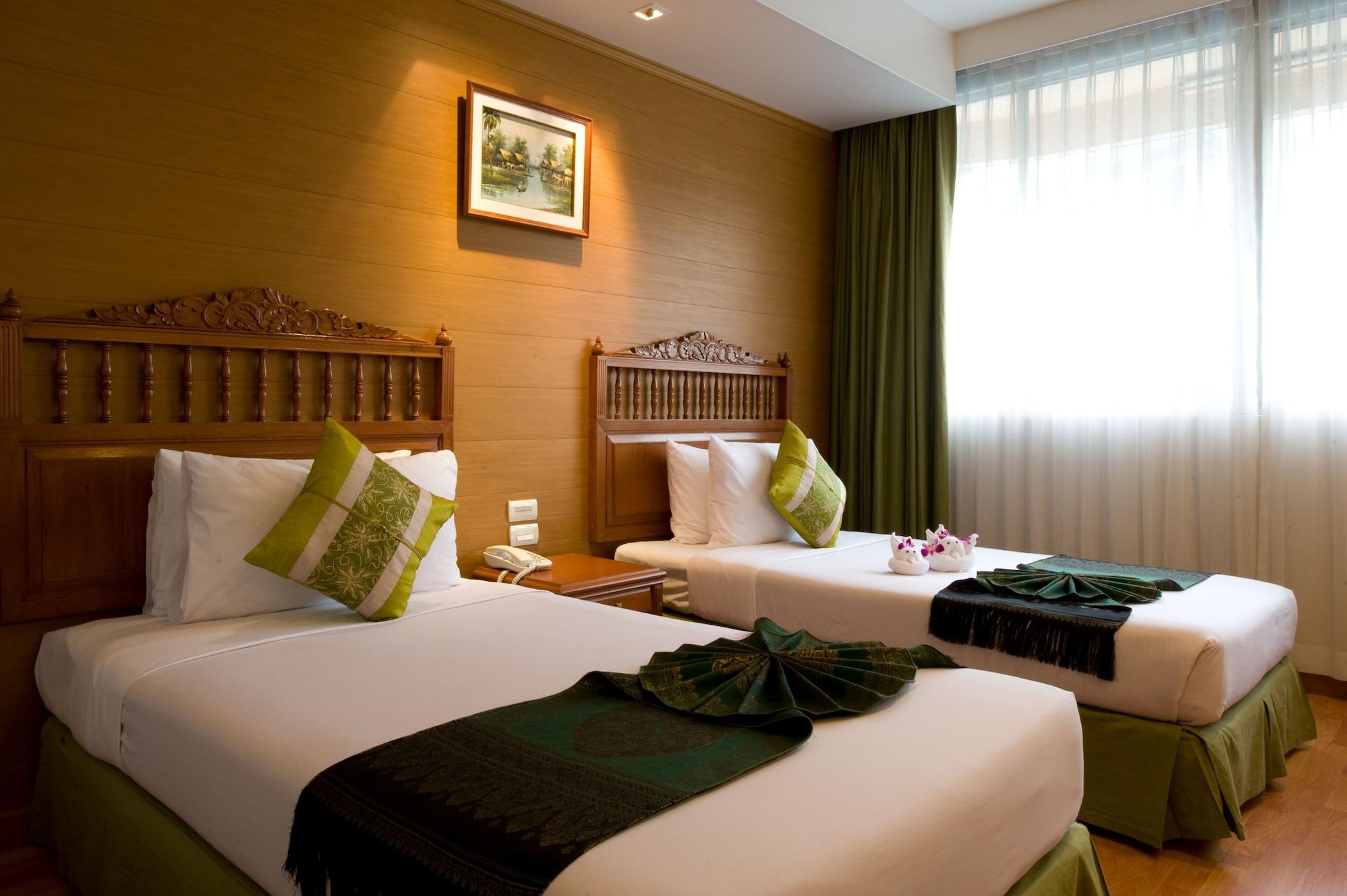 Centre - Sha Extra Plus Hotel 4*
