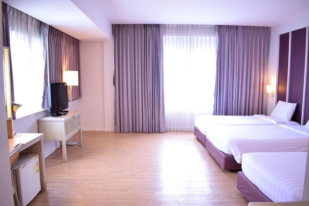 Trang Hotel, Bangkok