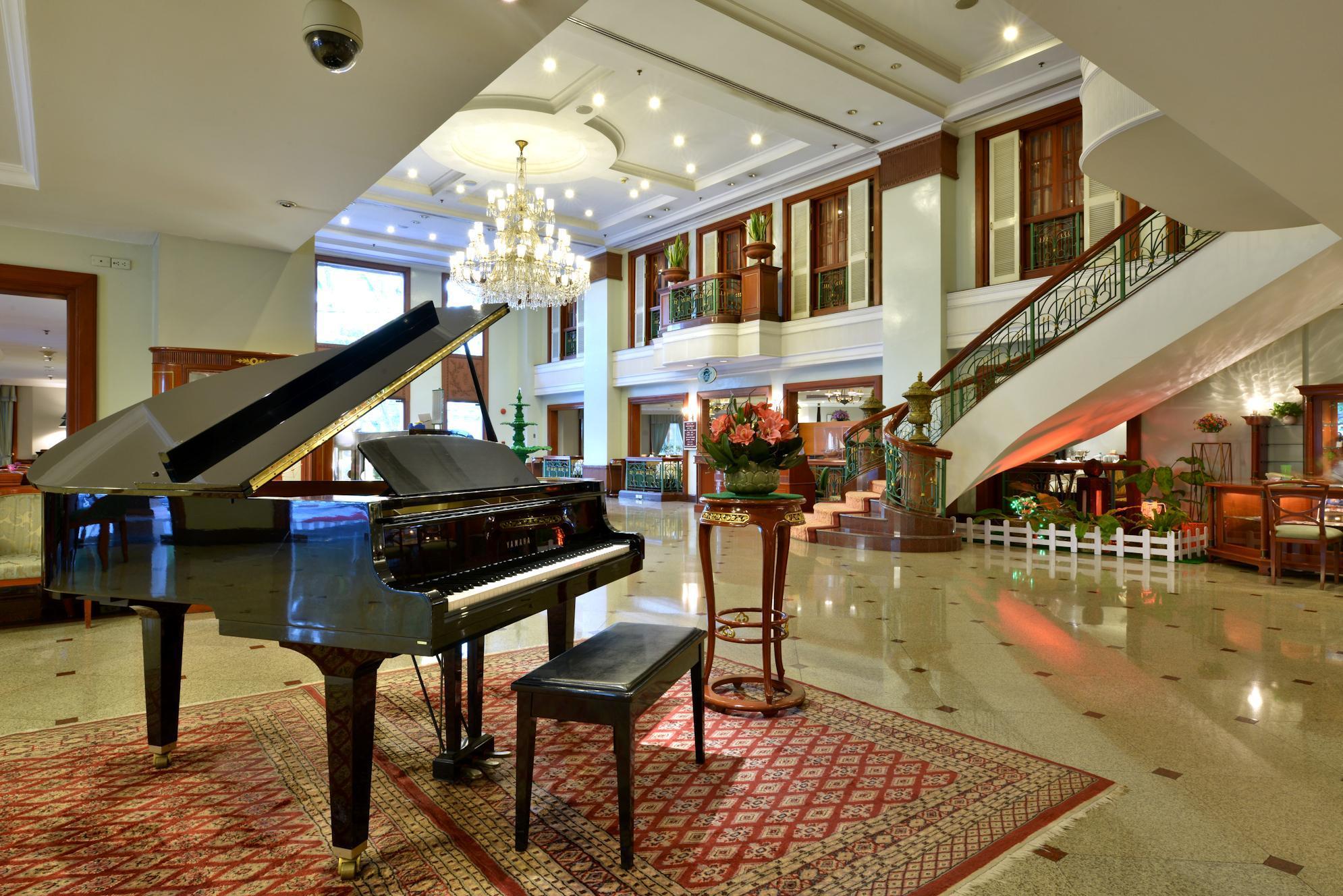 Hotel Evergreen Laurel