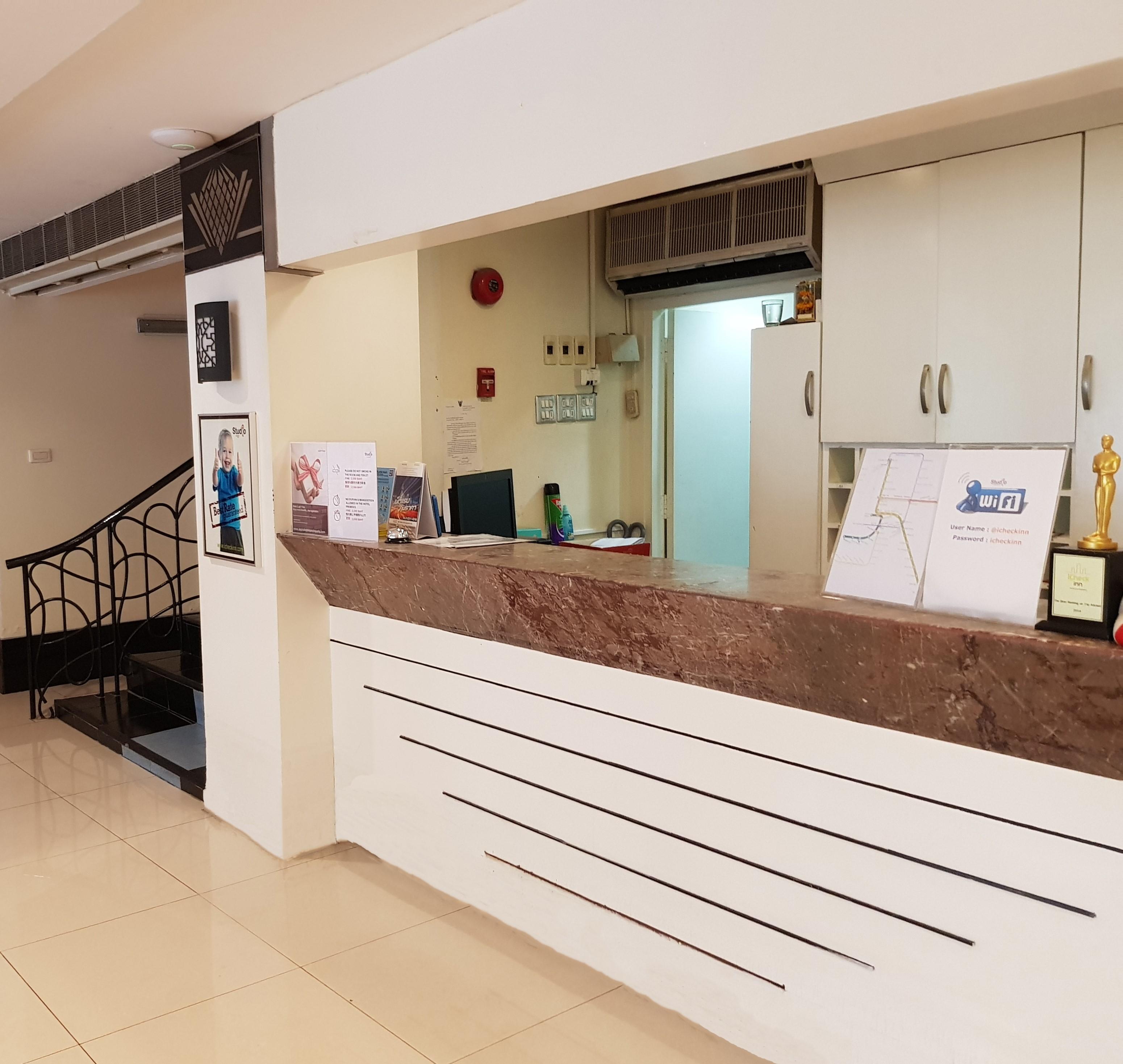 Sukhumvit 18 By Icheck Apartment