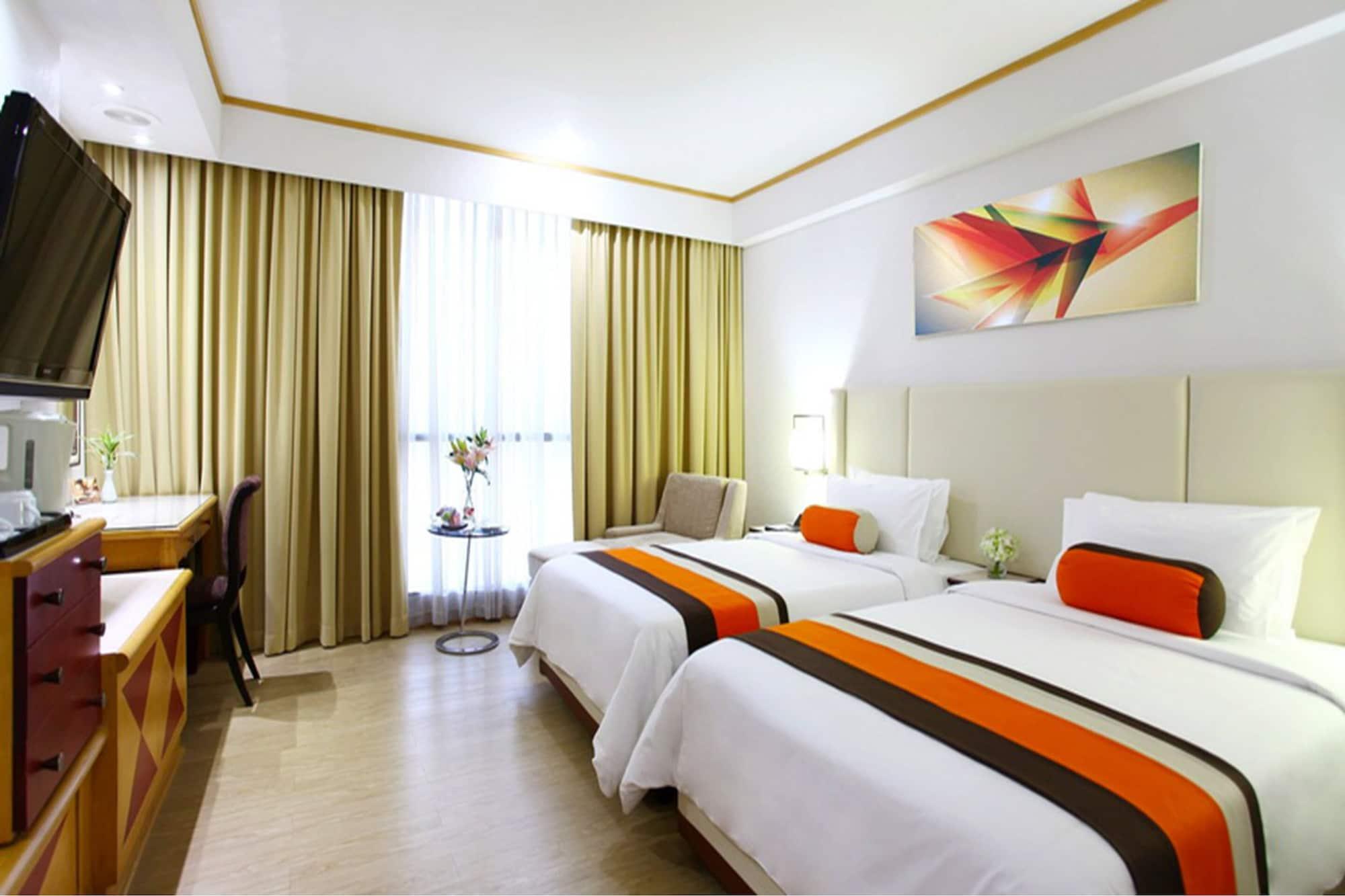 Hotel The Four Wings