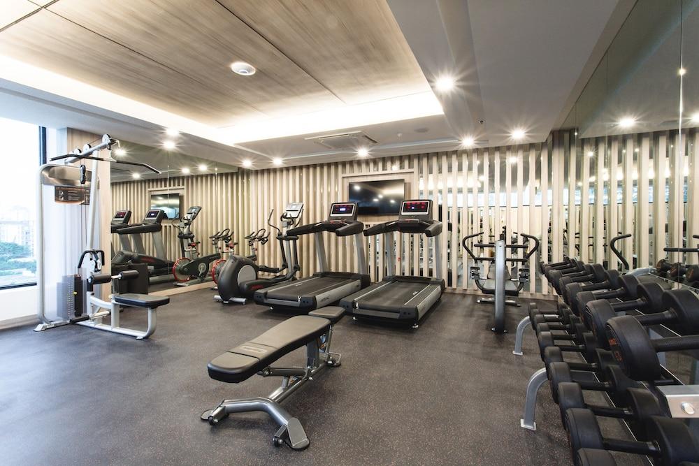 Adelphi Forty-nine Hotel 4*