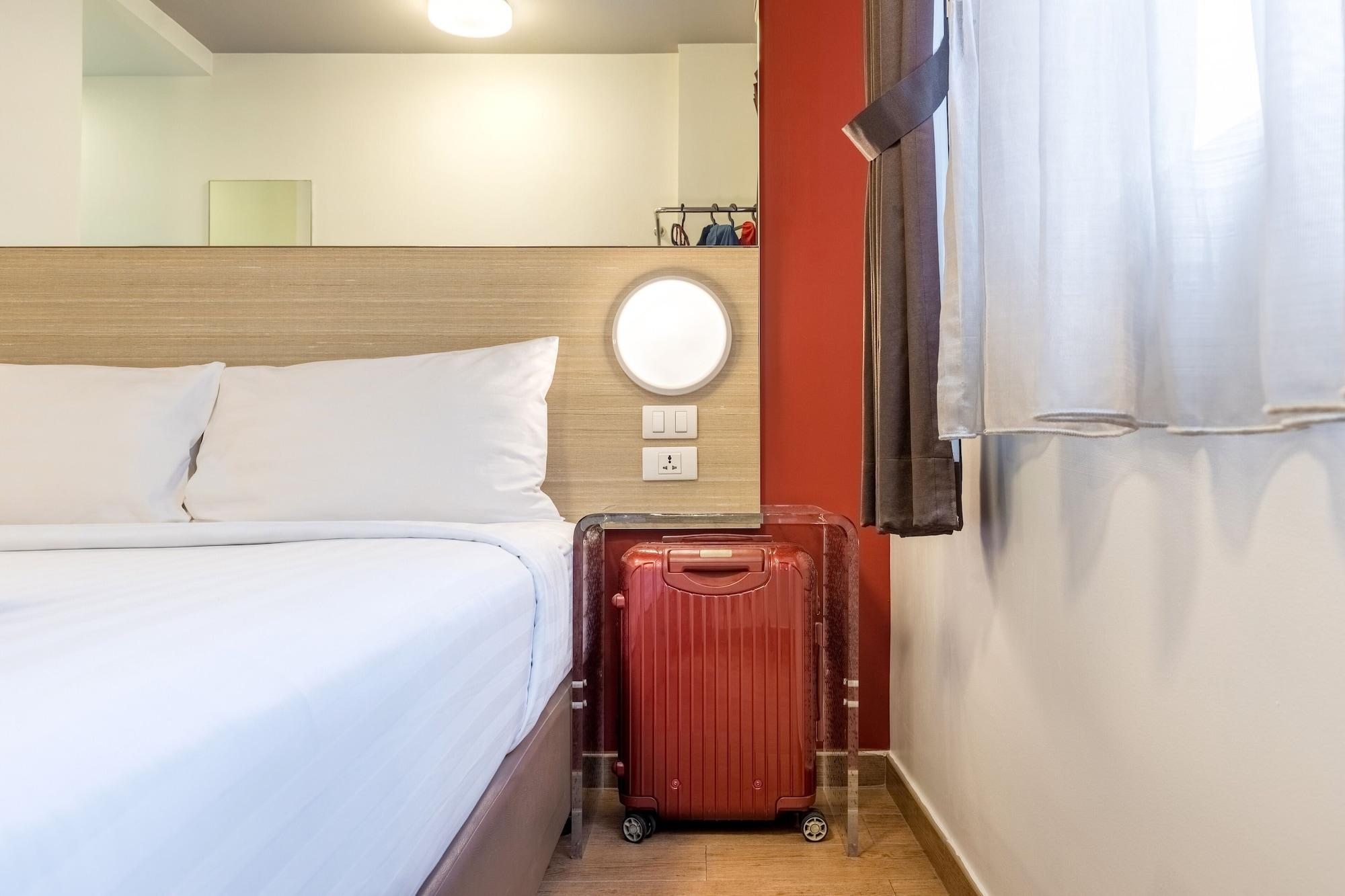 Red Planet Asoke - Sha Extra 3*