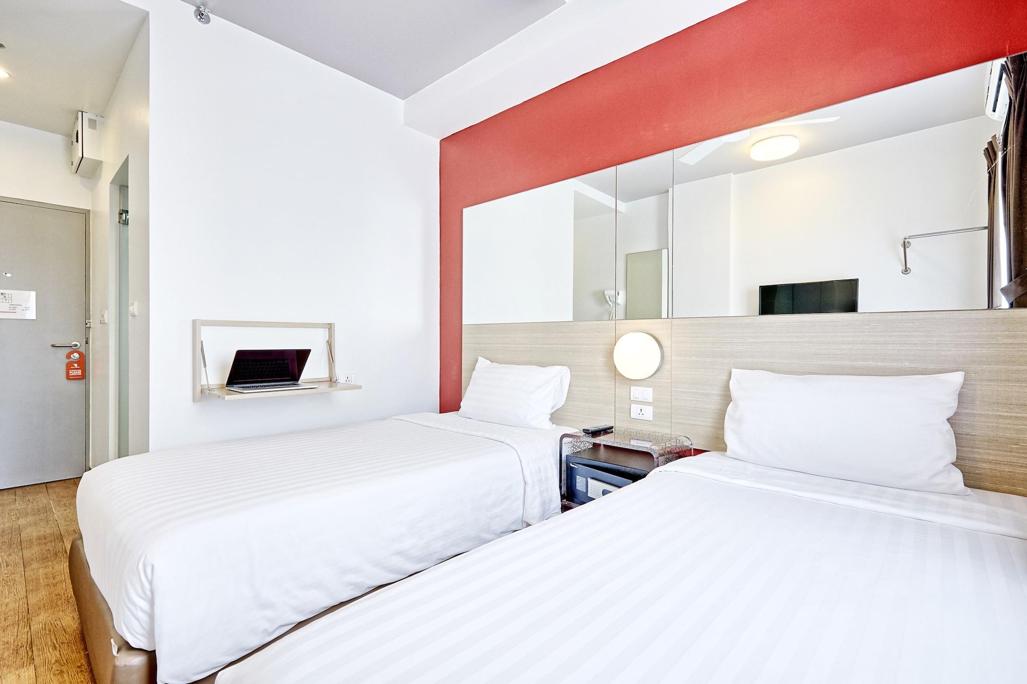 Red Planet Asoke - Sha Extra Hotel