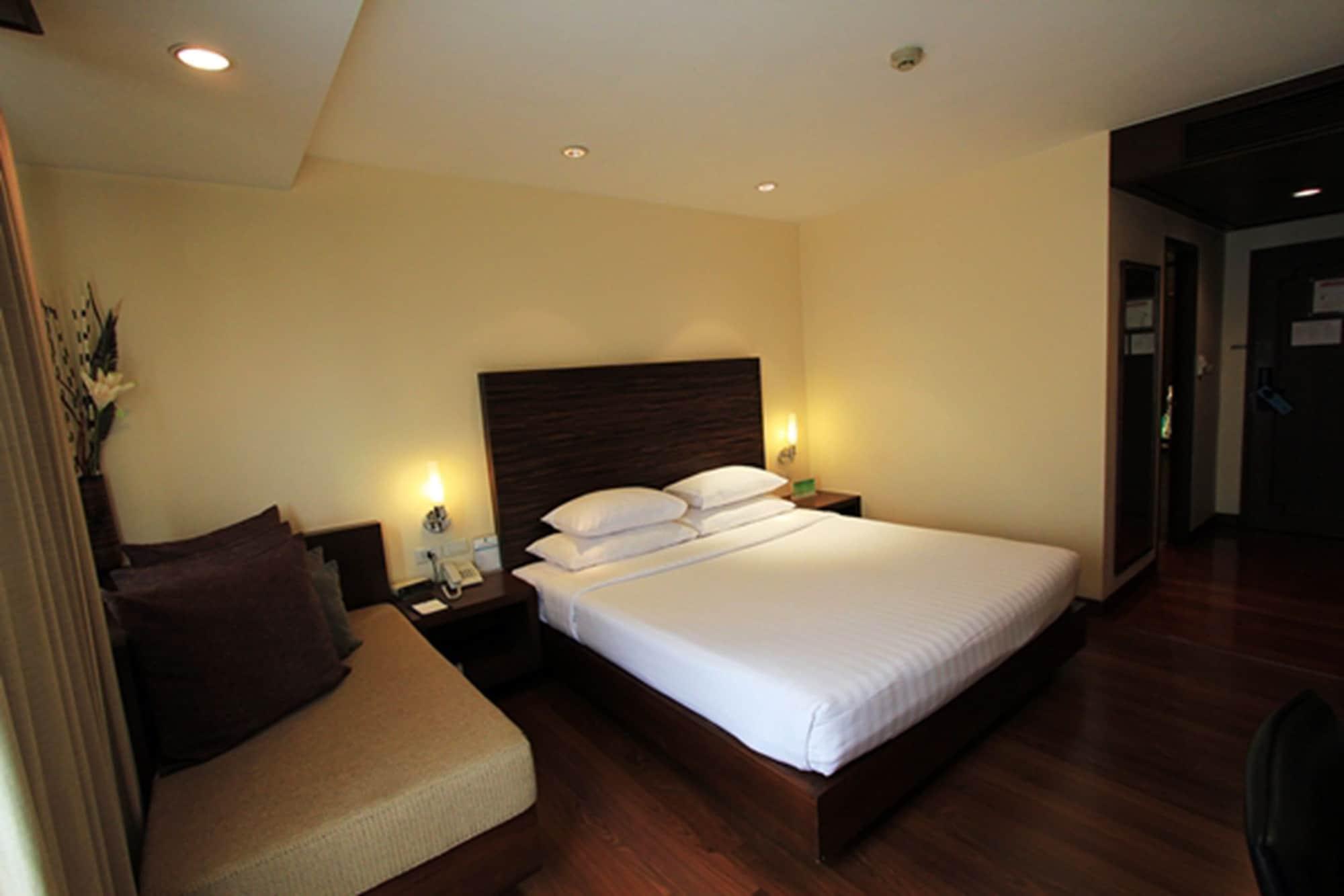 St. Hotel