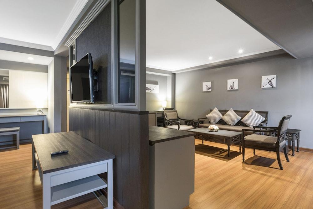 Sc Park Hotel 4*