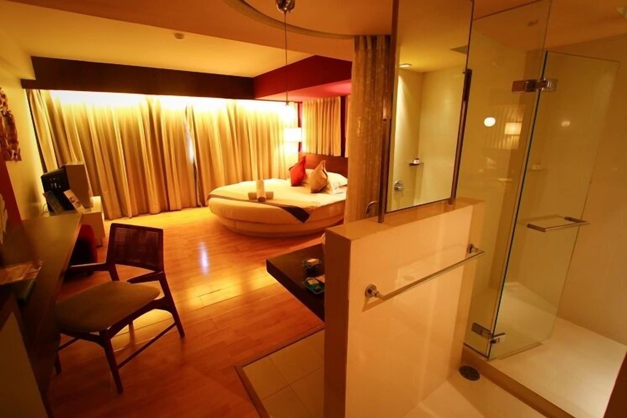 Veronica Hotel 3*