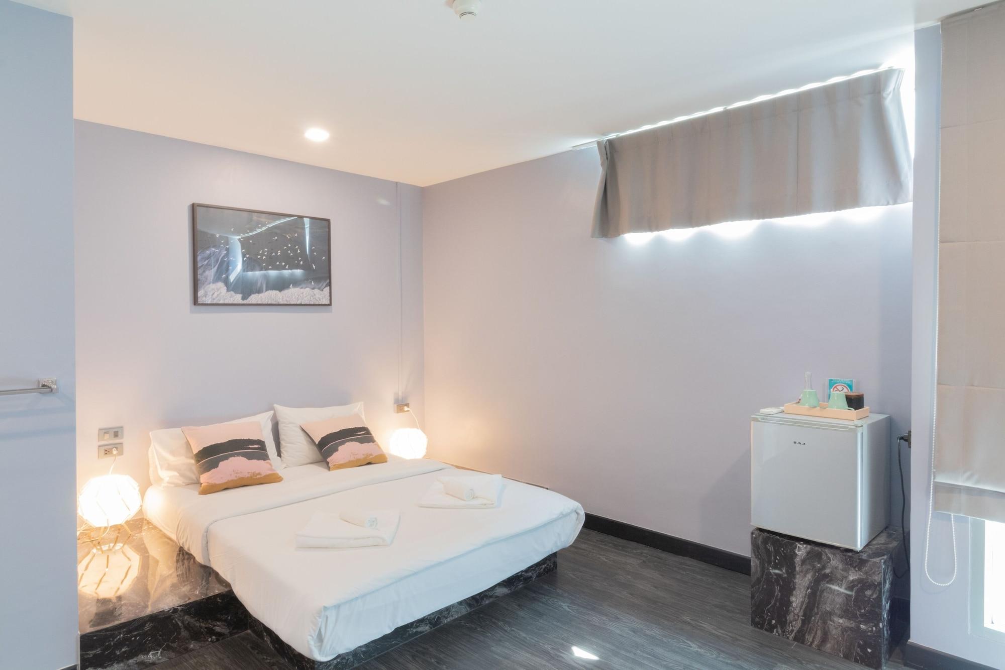 Cheqinn - Sukhumvit 4 Nana Plaza Albergue