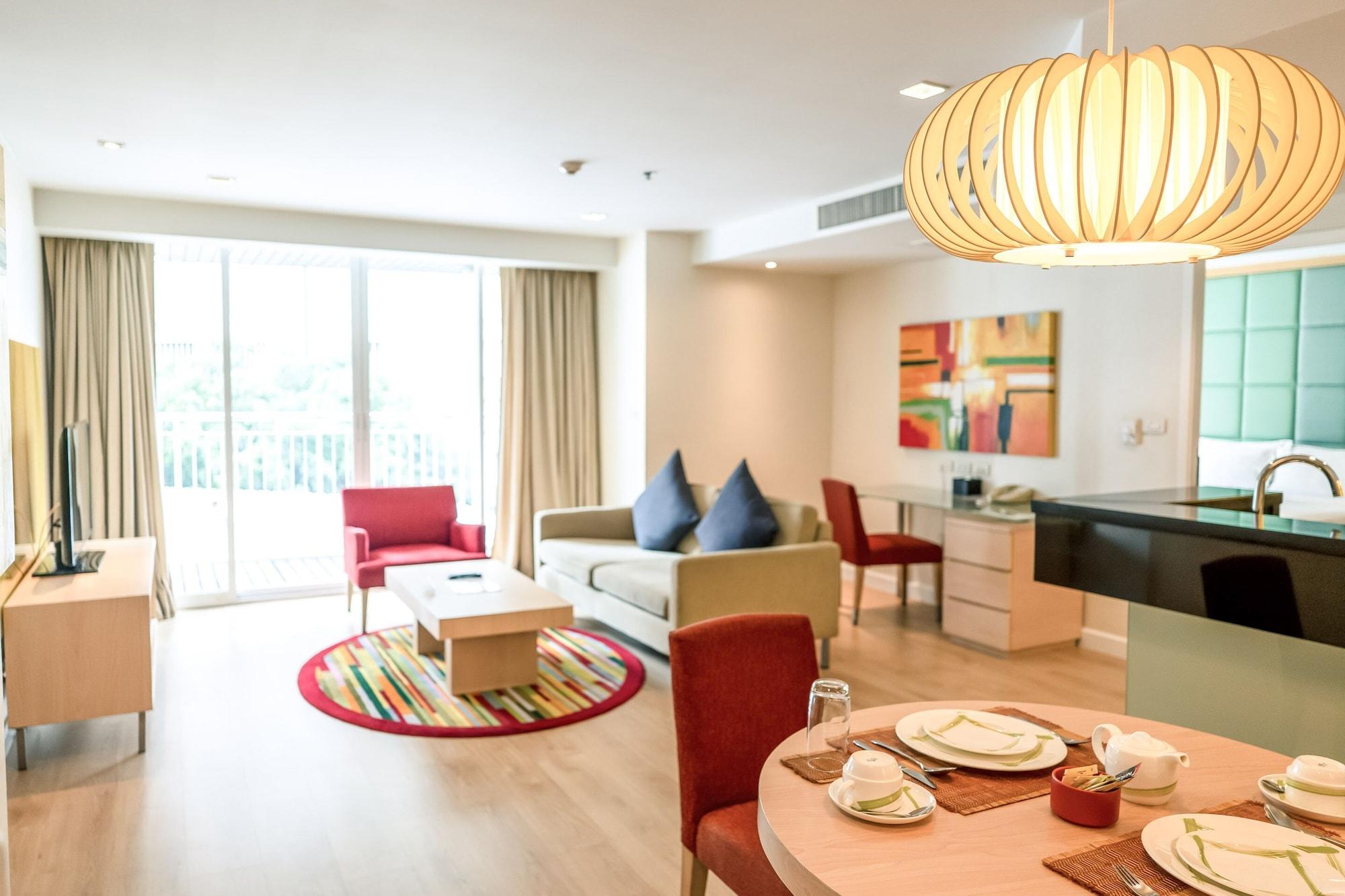 Urbana Langsuan Hotel