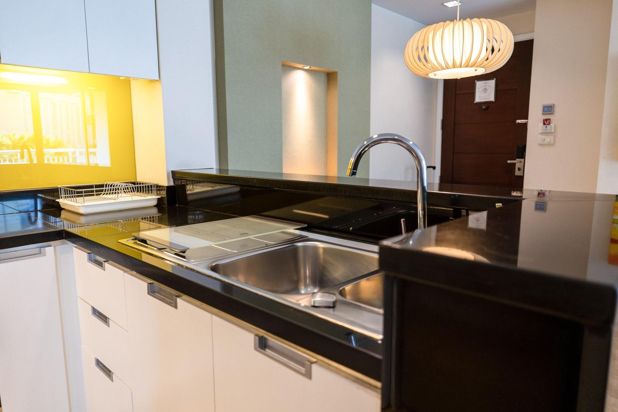 Hotel Urbana Langsuan 5*