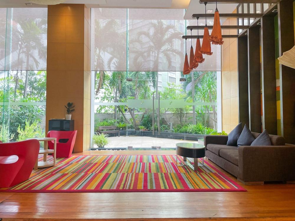Urbana Langsuan Hotel Bangkok