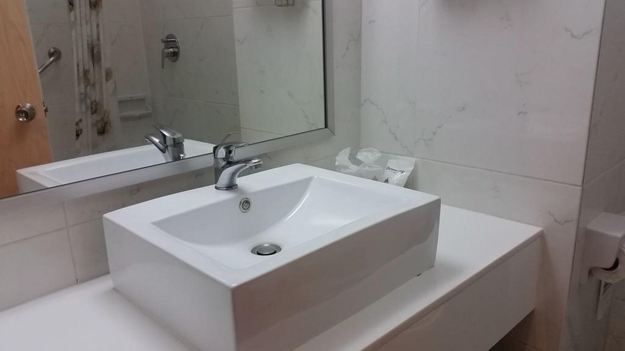 Hotel Ariston Bangkok