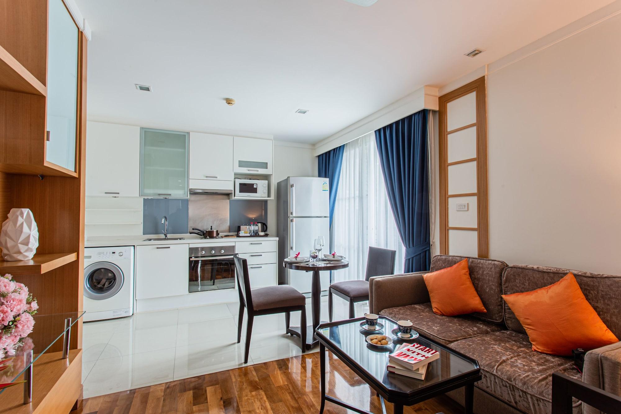 D Varee Montara Thonglor 25