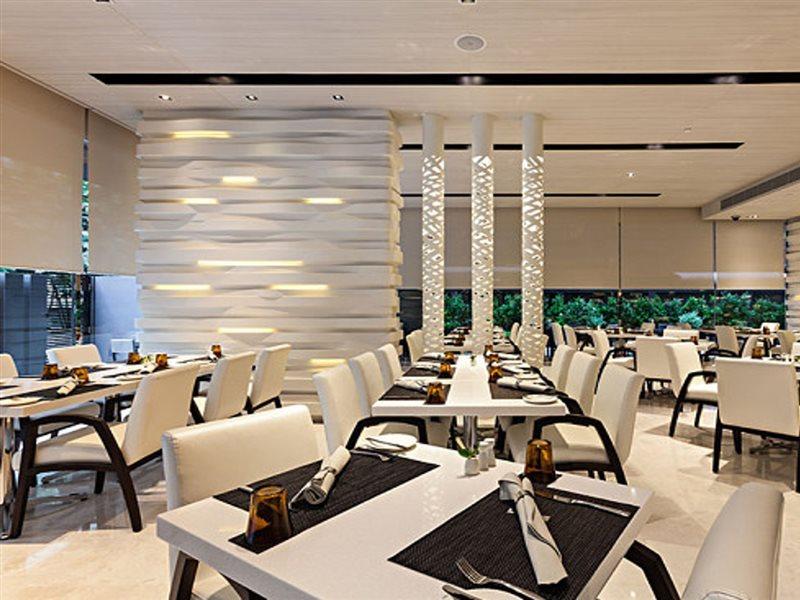 Hyatt Place Sukhumvit 1 Hotel 4*