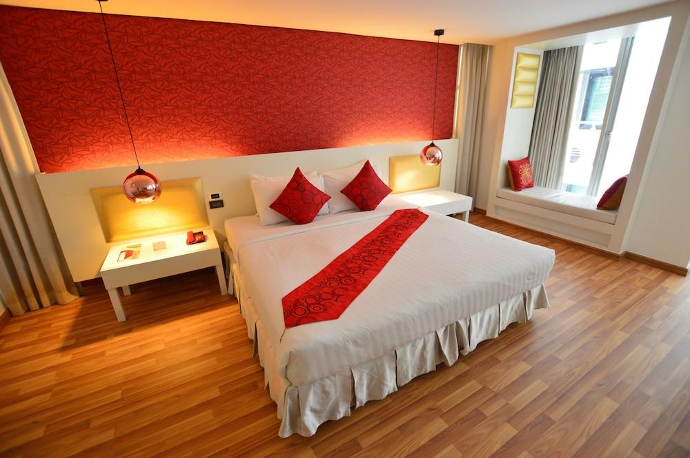 I Silom 4*