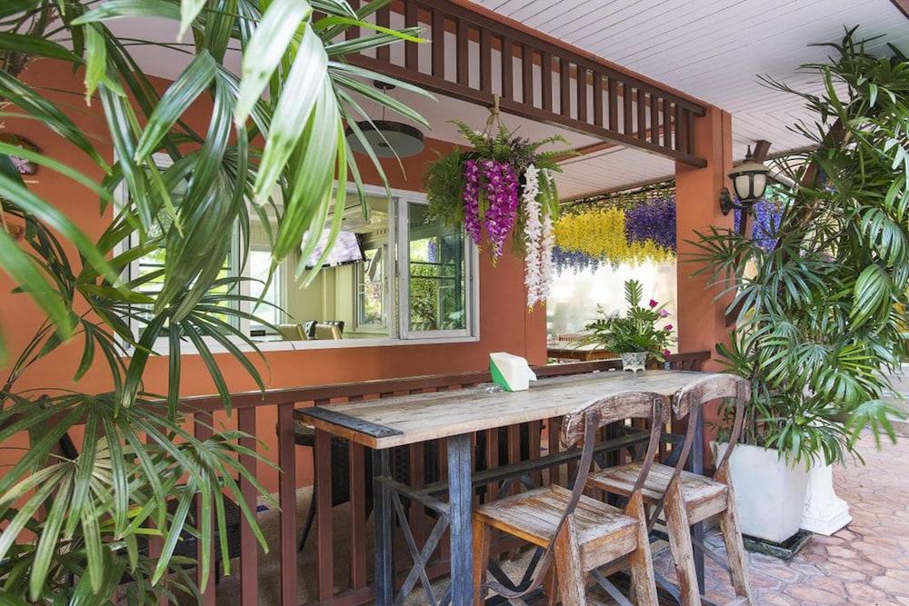 Orchid Hotel Bangkok
