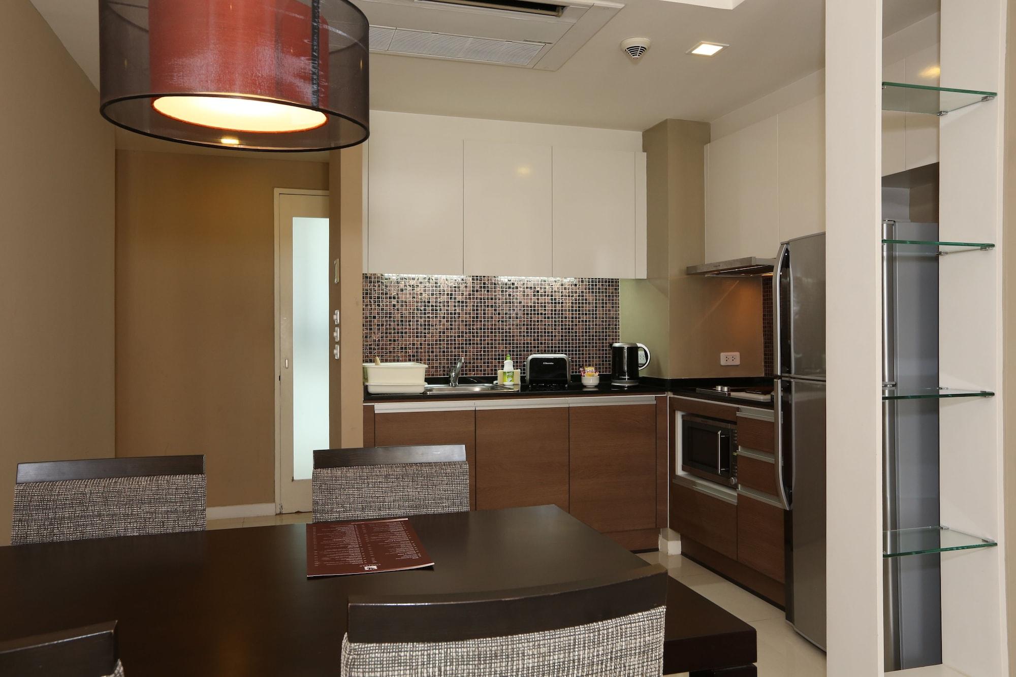 Bangna Pride & Hotel Bangkok