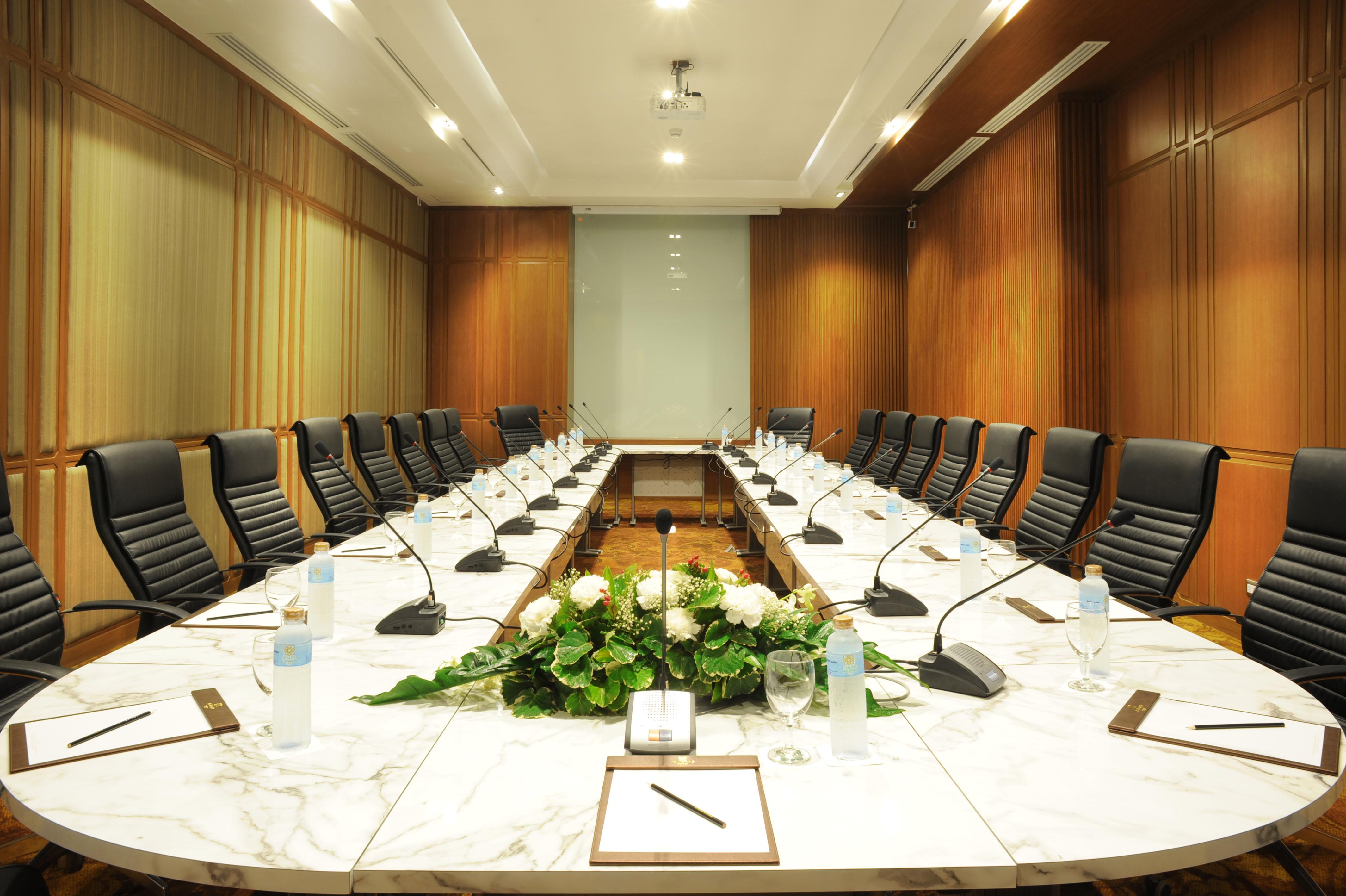 Al Meroz - The Leading Halal Hotel Bangkok