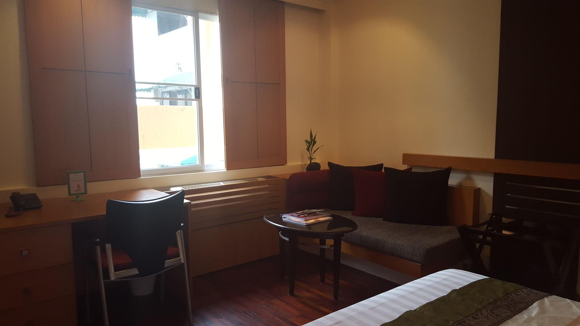Icheck Sukhumvit 19 3*