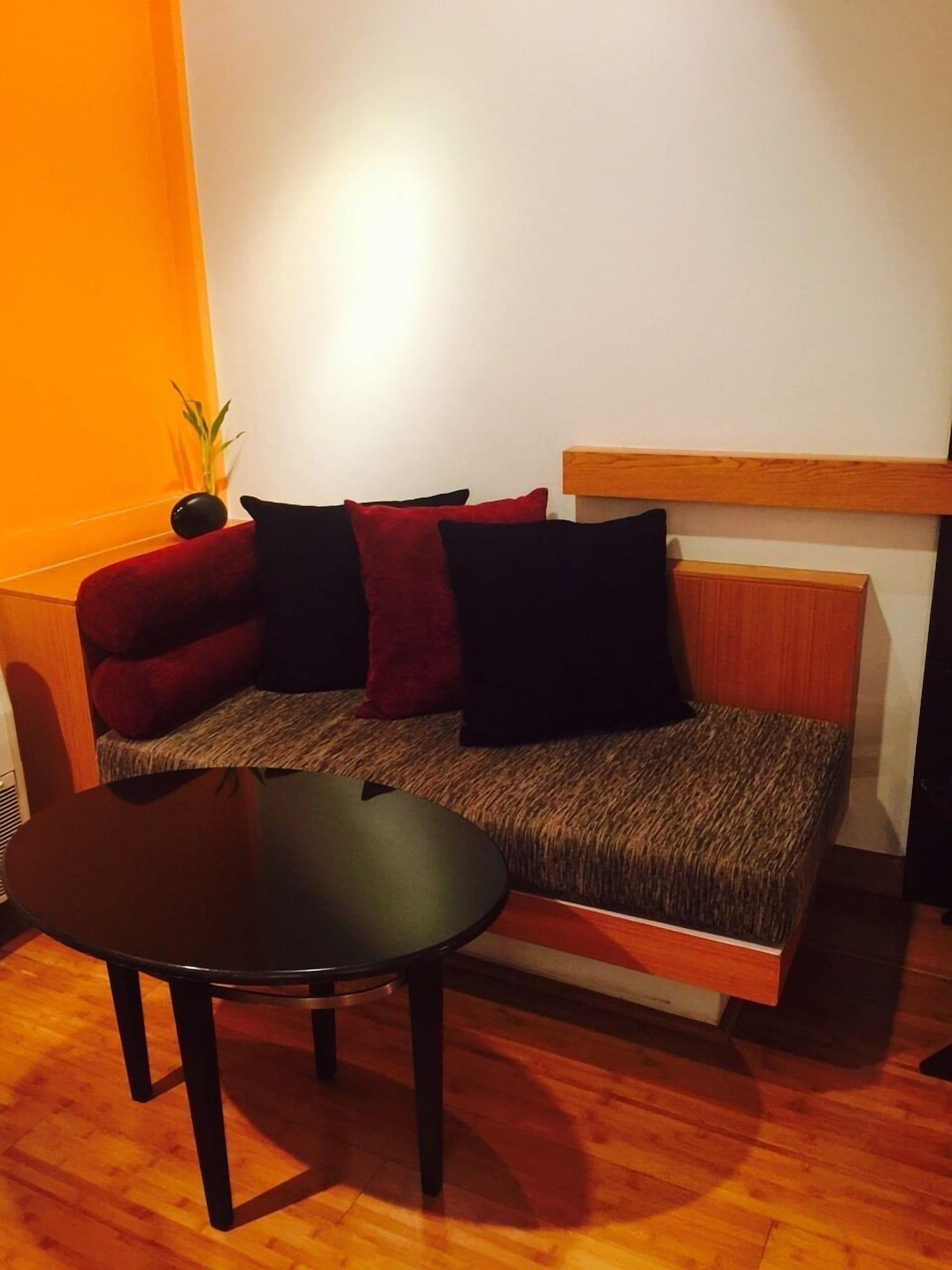 Icheck Sukhumvit 19 Hotel