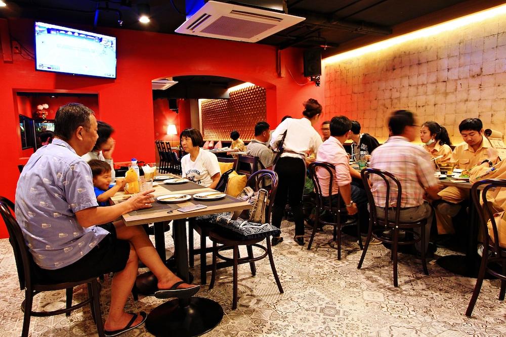 Le Siam Silom By Pcl Hotel Bangkok