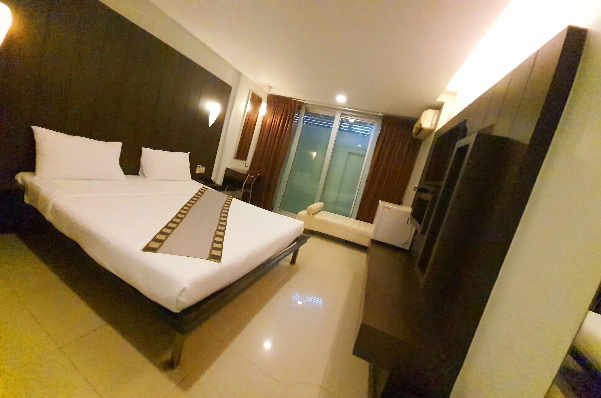 Swana Hotel 3*