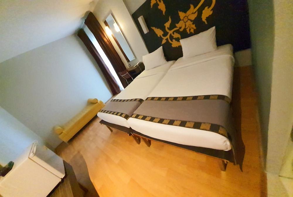 Hotel Swana 3*