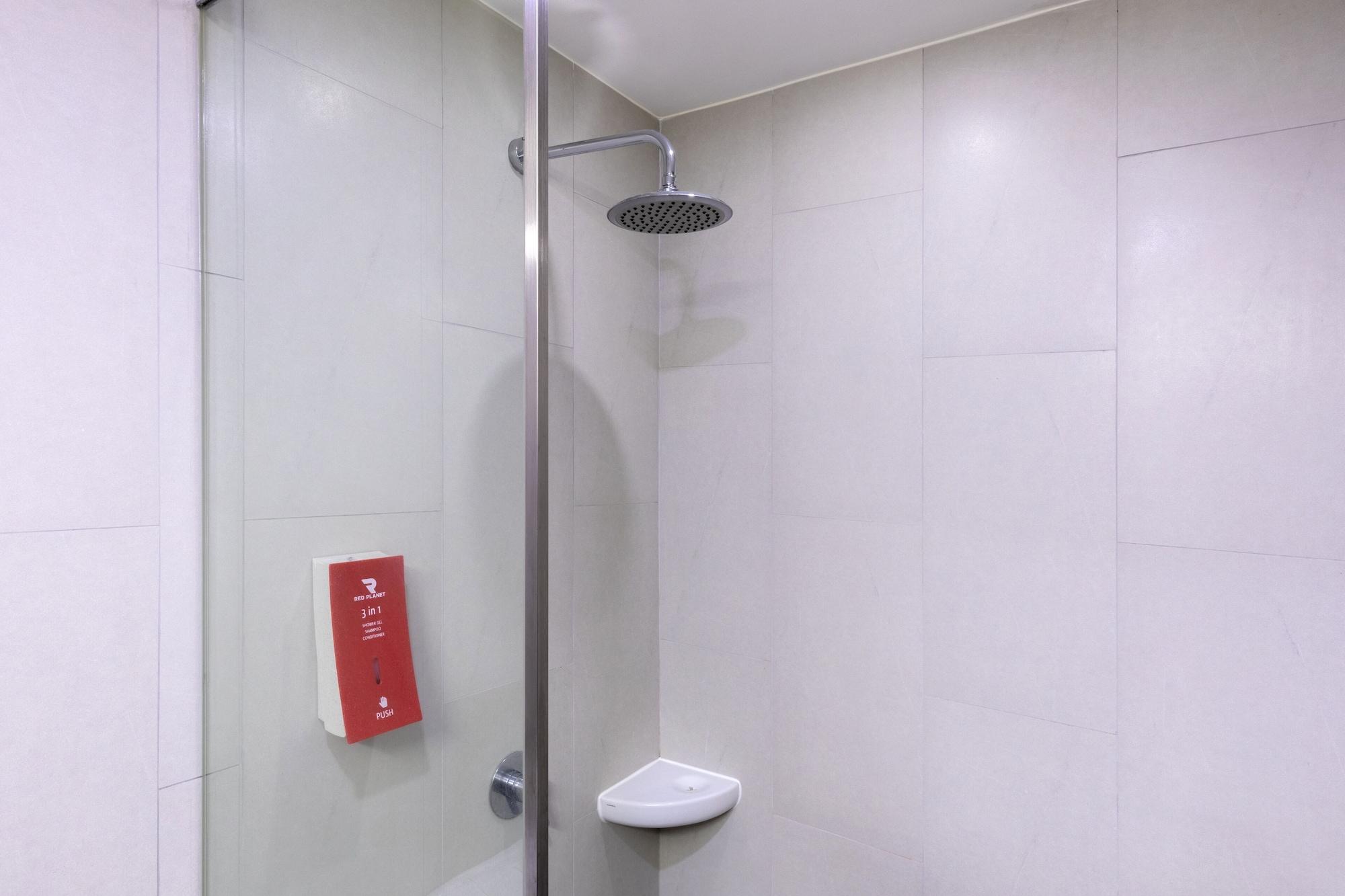 Red Planet Surawong Hotel Bangkok