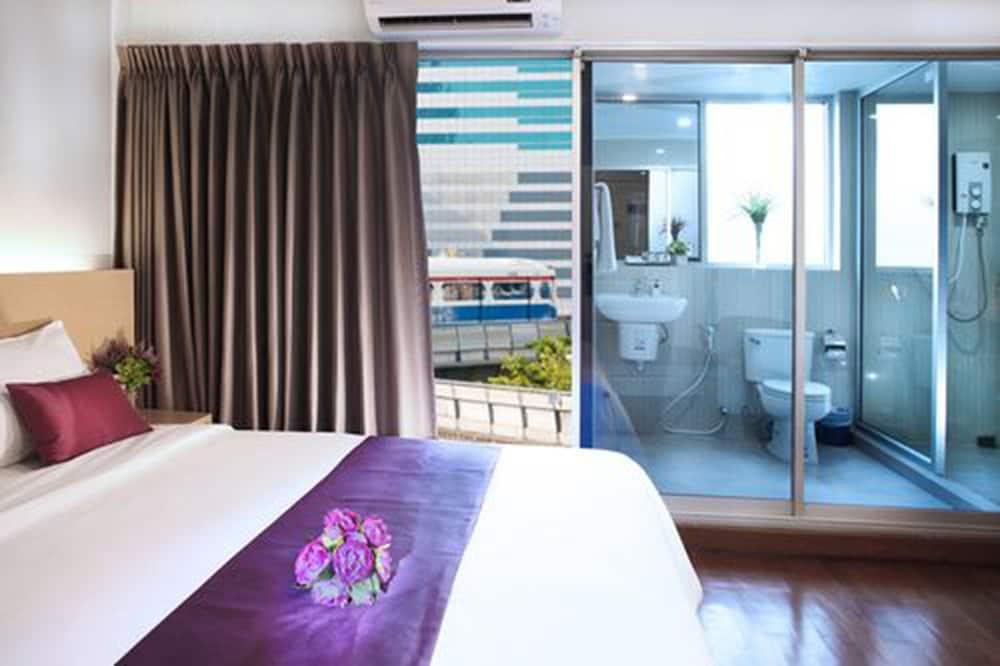 The Step Sathon Hotel 3*