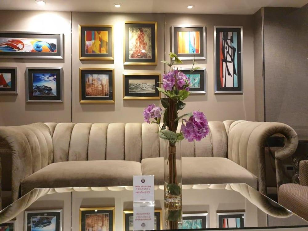 Aspira Sukhumvit Hotel