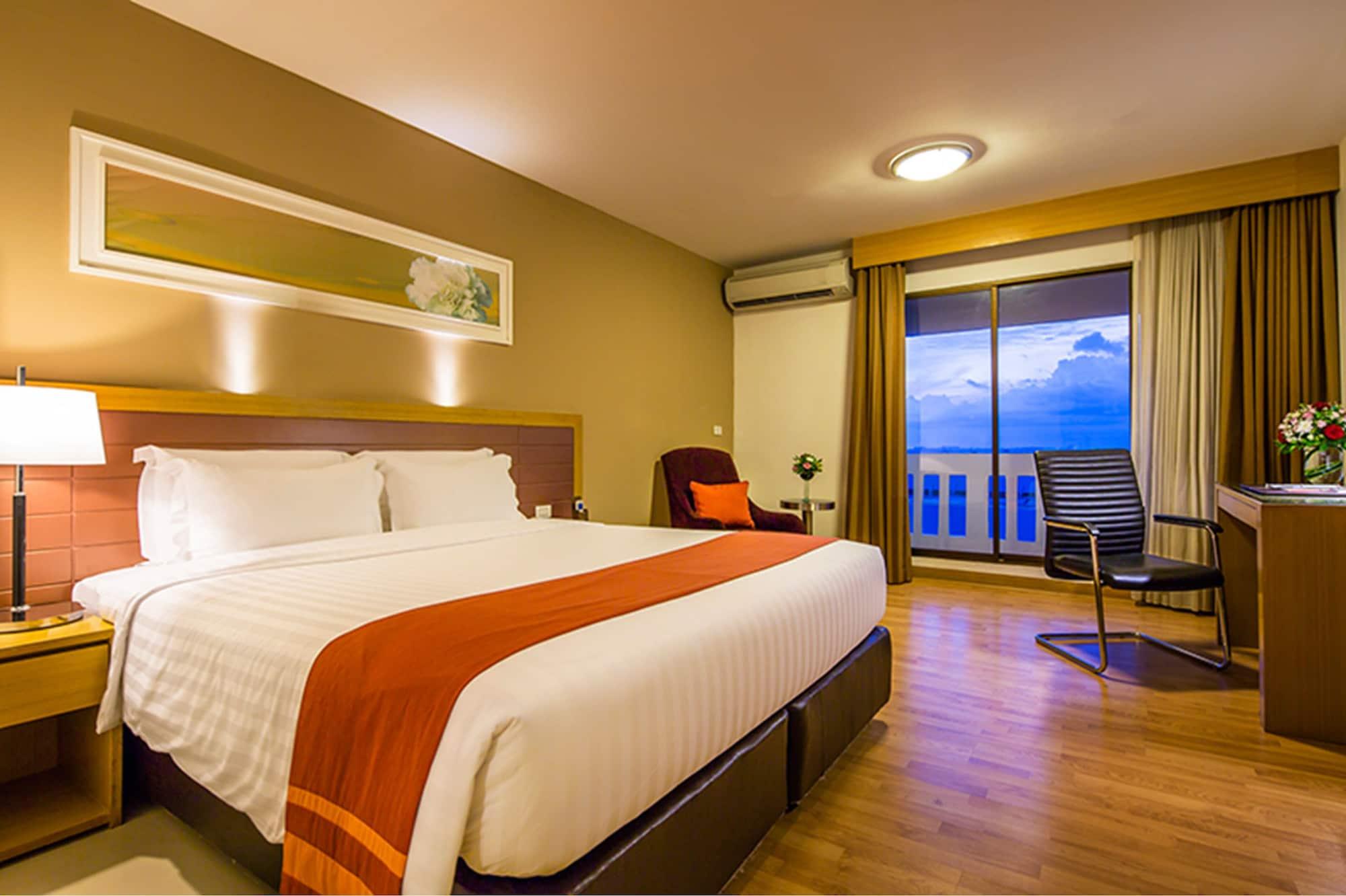 Maple 5* Bangkok