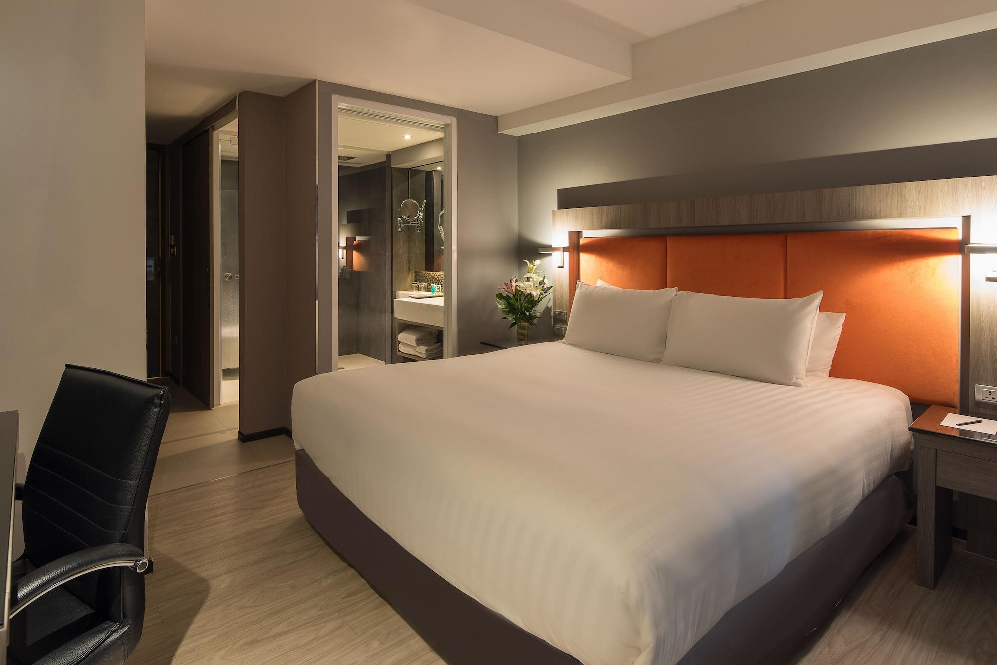 Hotel Grand 5 & Plaza Sukhumvit 4*
