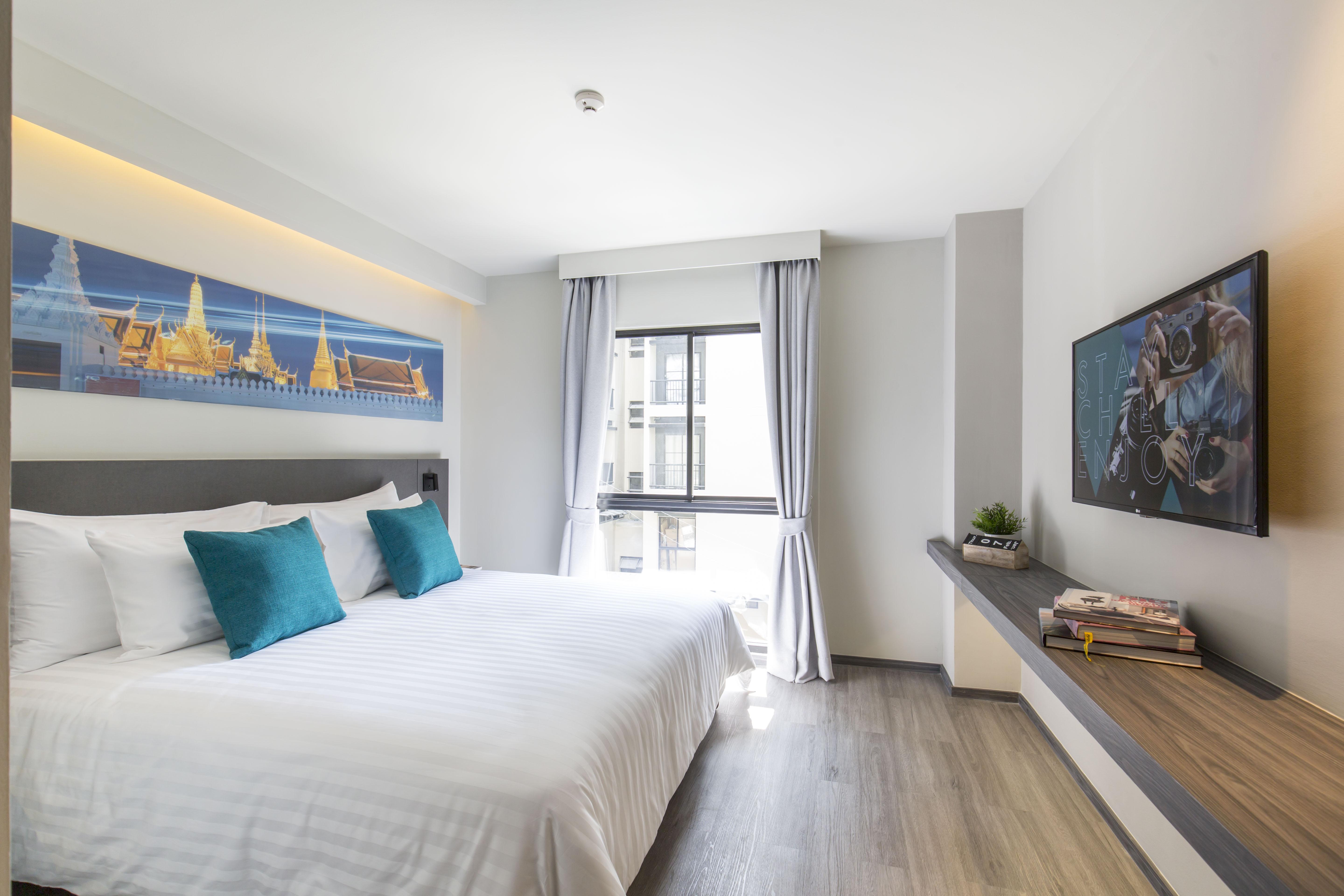 Cross Vibe Sukhumvit Hotel 4*