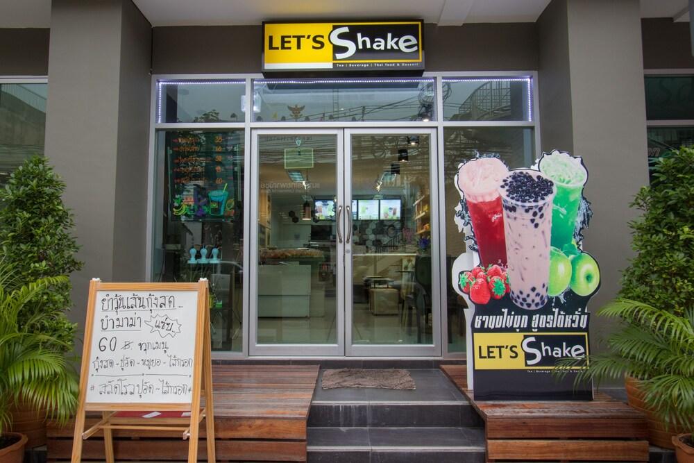 Jr Mansion On Nut Soi 25 Aparthotel