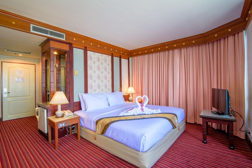 Hotel Alexander 5*