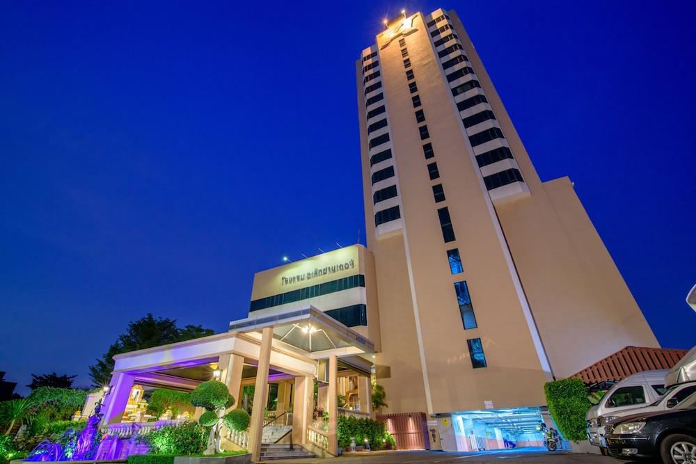 Alexander 5* Bangkok
