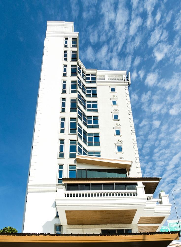 The Kinn Hotel