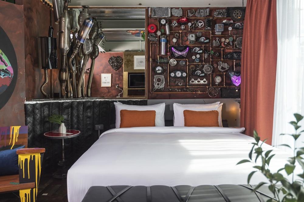 Hotel Mestyle Garage Bangkok