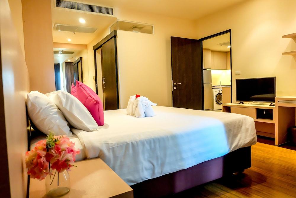 Park Village Rama Ii 4* Bangkok