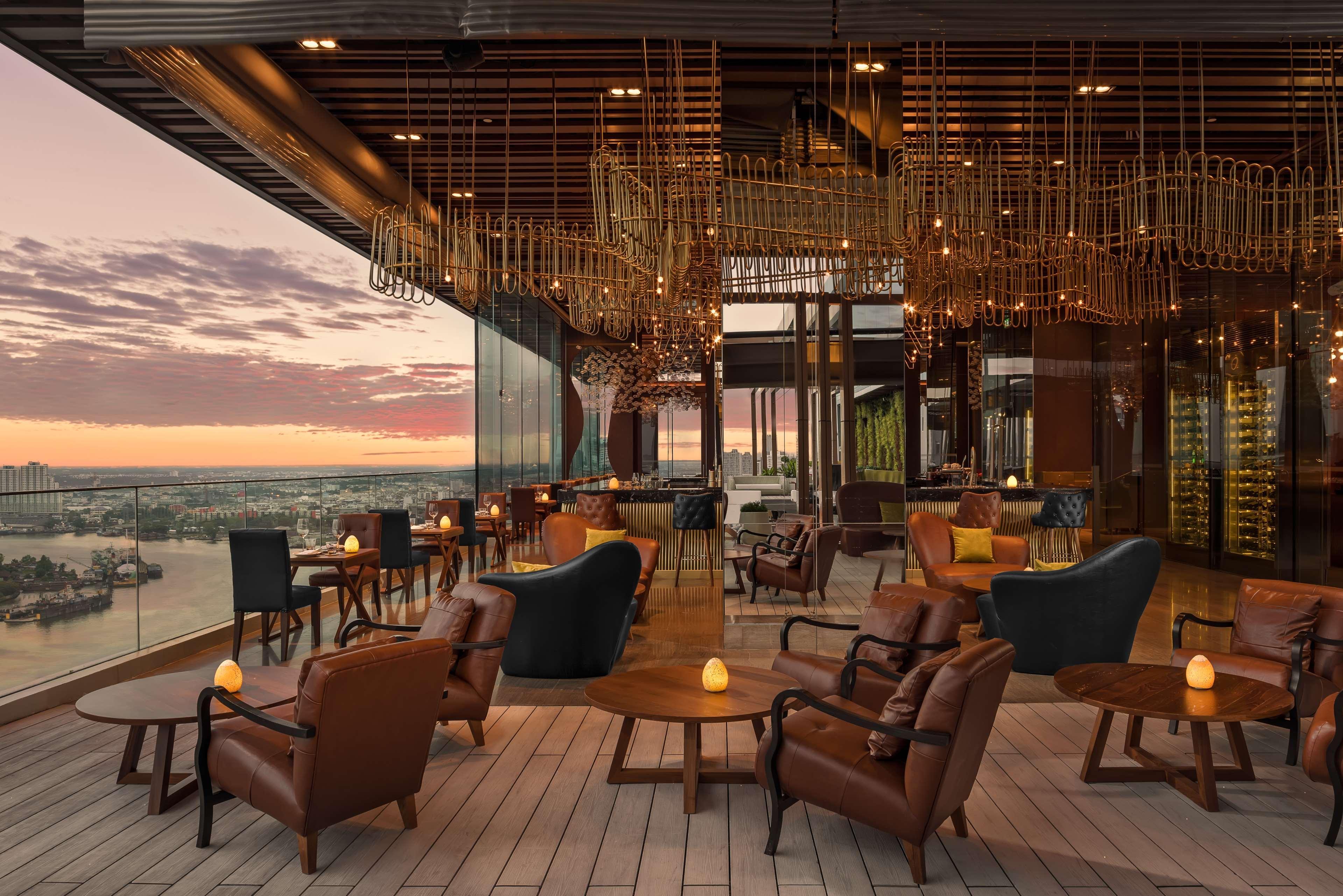 Avani Riverside Hotel