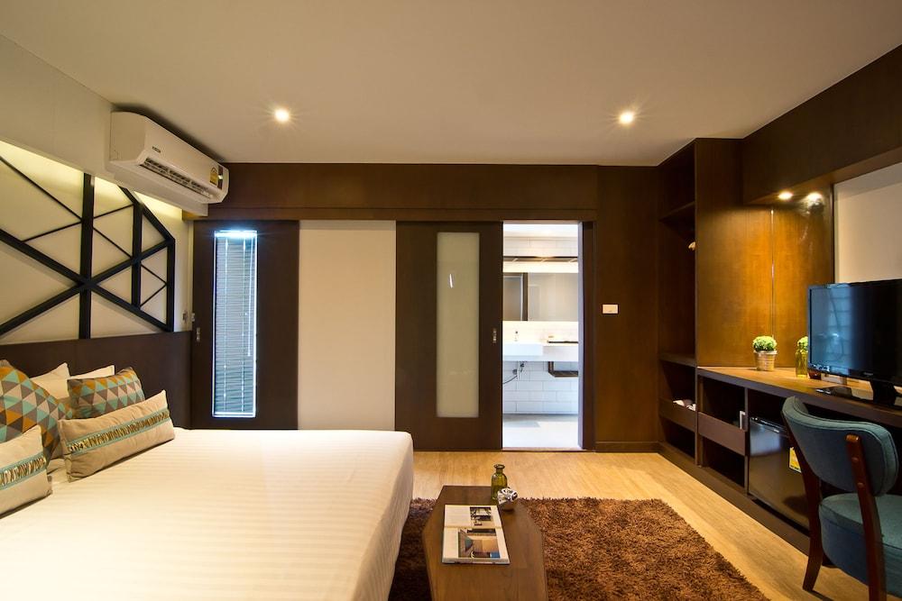 Coco Hotel 3*