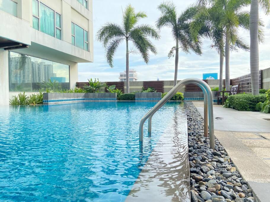Baan Nonzee Kingsize Bed Big In Sathorn Apartamento Banguecoque