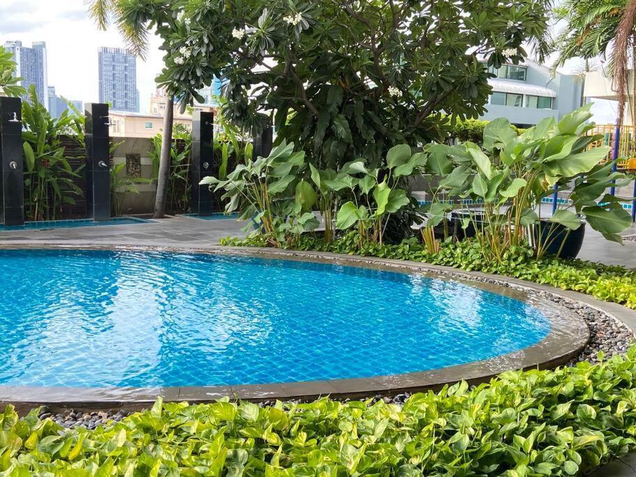 Baan Nonzee Kingsize Bed Big In Sathorn Apartamento *