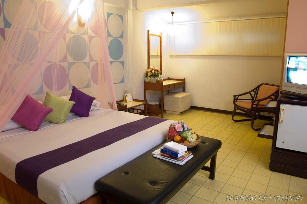 Sawasdee Sukhumvit Bangkok