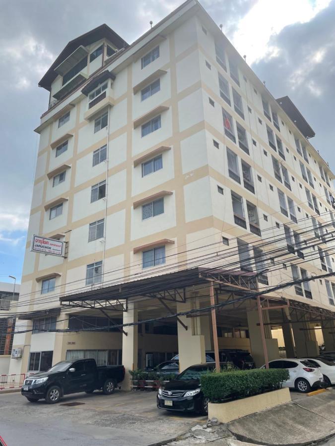 Jaruchok Aparthotel