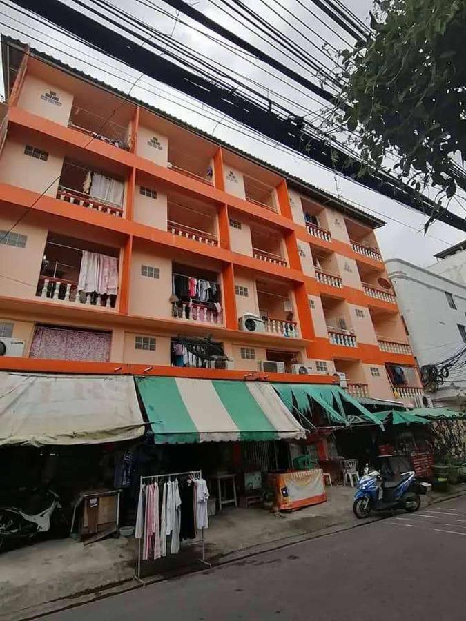 Nong Mai Hotel Bangkok