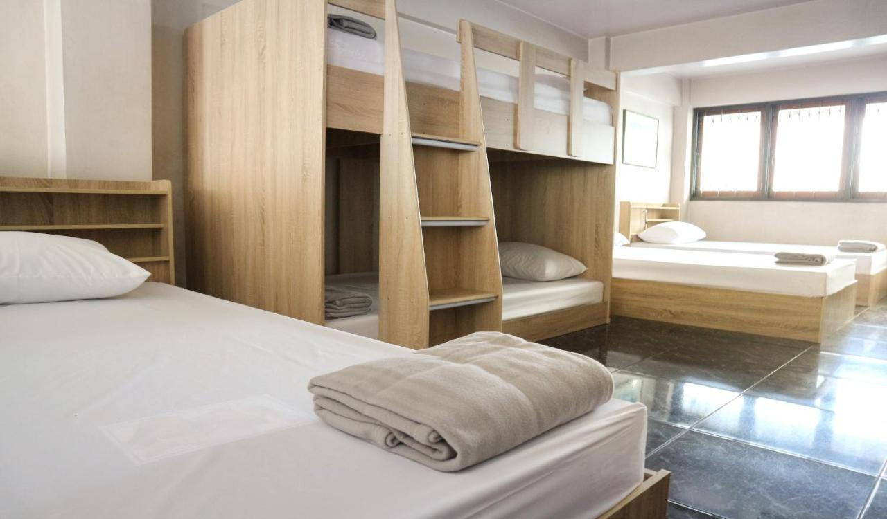 Deep Sleep Hostel