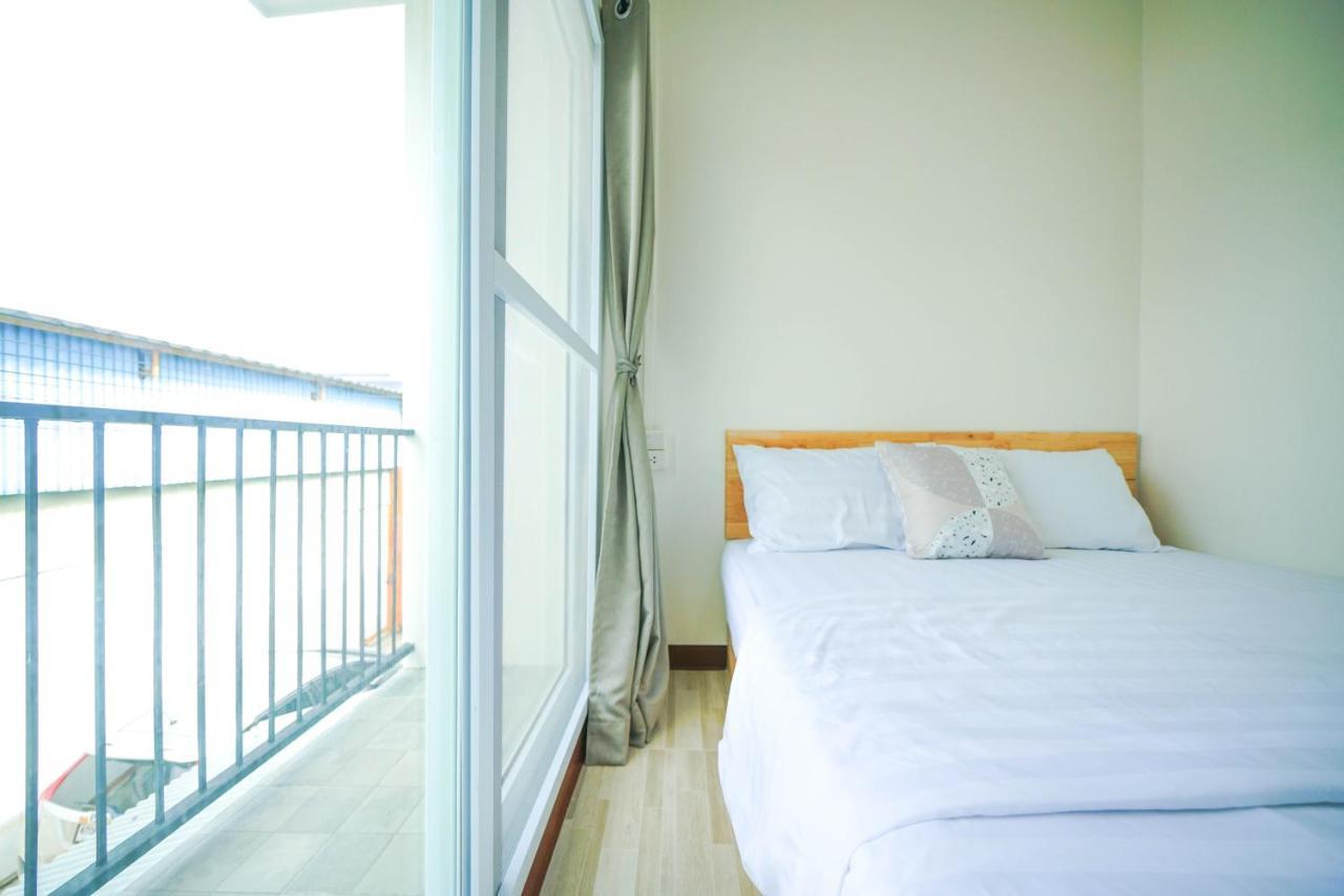 Nut Hostel Bangkok