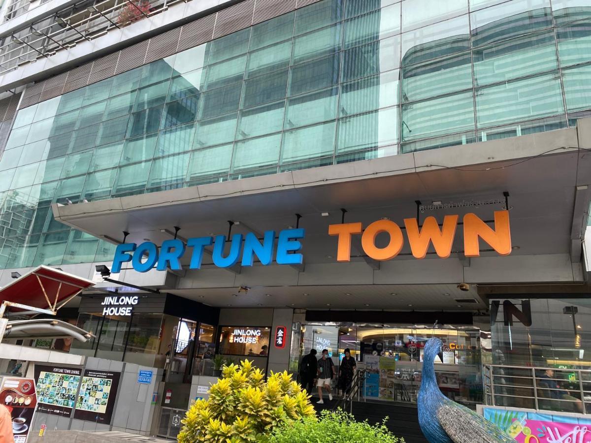 Sura Hostel Bangkok Near Mrt Phra Ram 9 Bangkok