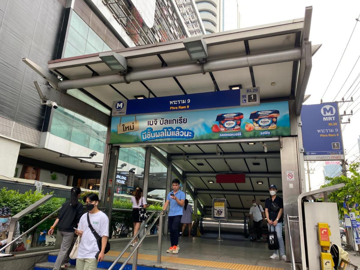 Sura Hostel Bangkok Near Mrt Phra Ram 9 Albergue Banguecoque